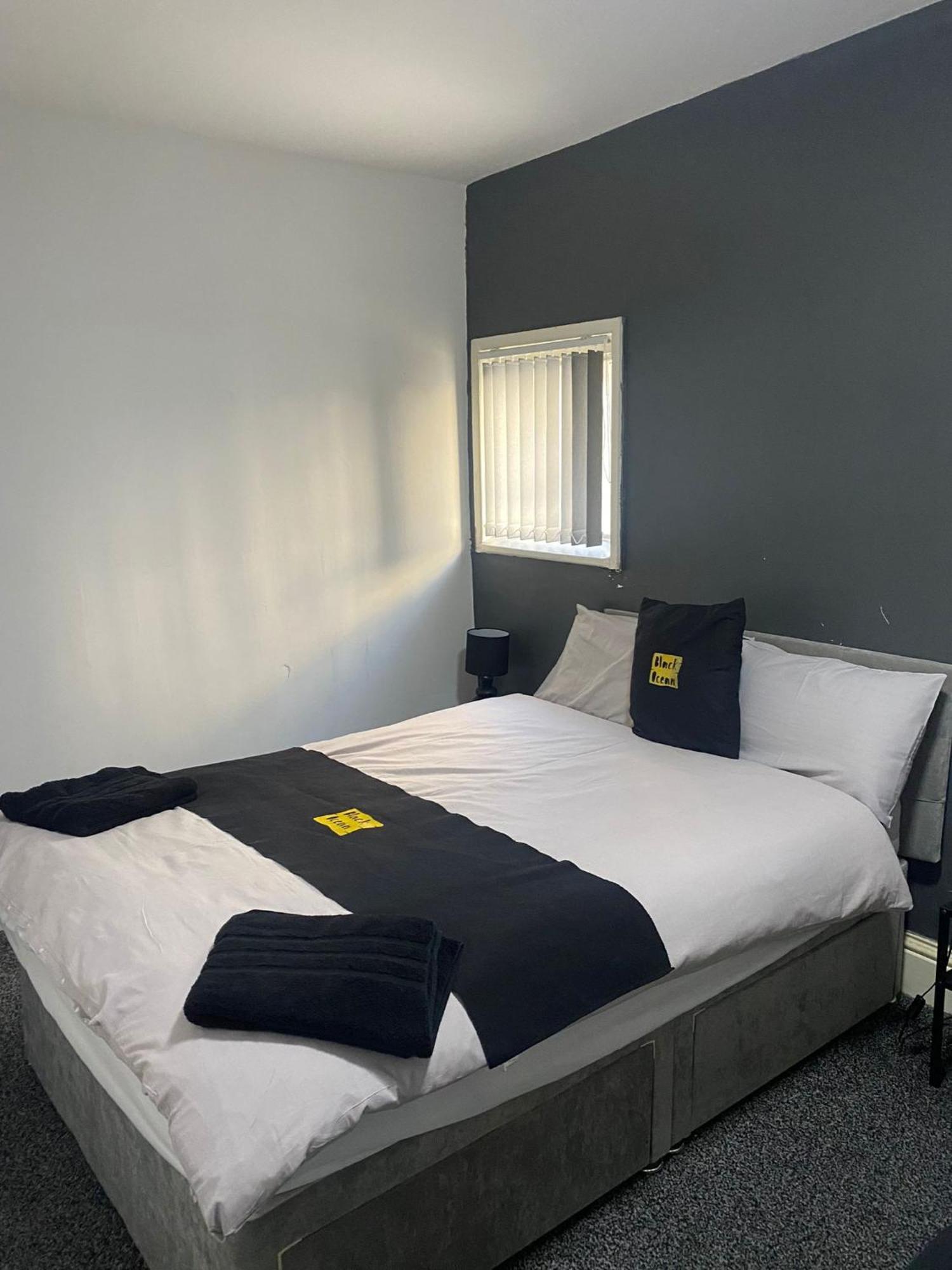 Black Ocean Holiday Apartments Blackpool Zewnętrze zdjęcie